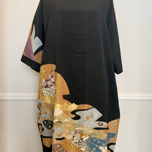 新作＊＊＊丈短め＊着物リメイク＊結婚式＊黒留袖＊バルーンワンピース  