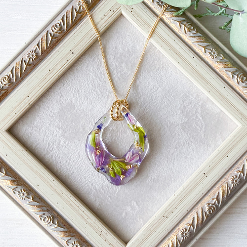 爽やか透明感》たっぷりボタニカル レジンネックレス/豊かな実り