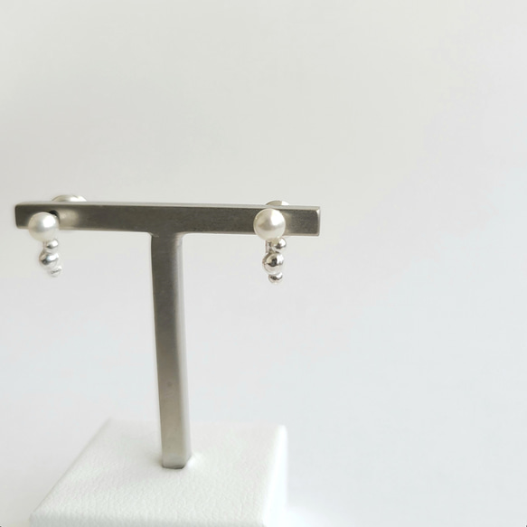 【Pearl ＋ Grains】Mini Pierced Earrings/ SV925  ≪送料無料≫ 7枚目の画像