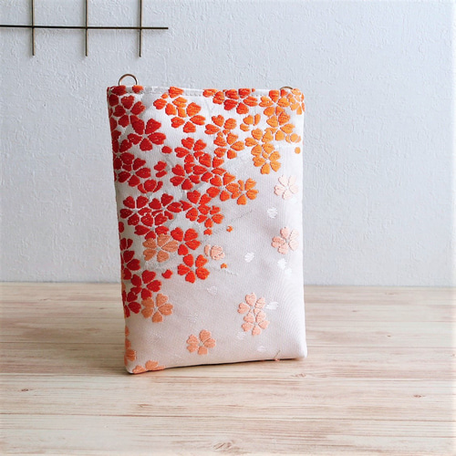 ◇ラスト再販◇絹の帯からスマホショルダー 桜文様 帯リメイク224