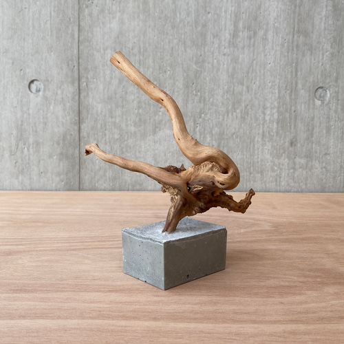 コンクリート盆栽 流木オブジェ】ディスプレイ 什器 アクセサリー