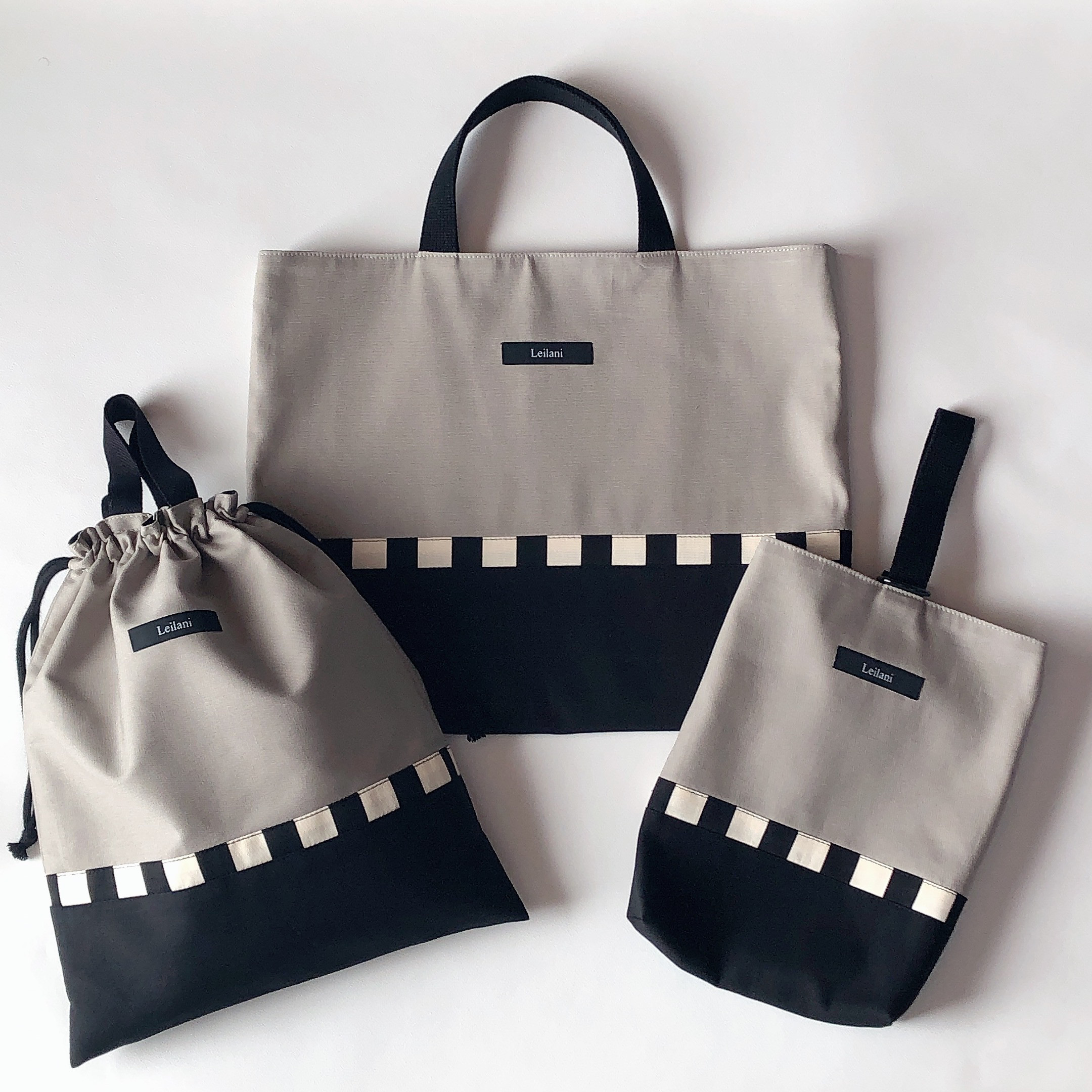 レッスンバッグ♡シューズバック♡リバティ♡名入れ刺繍