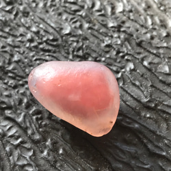 アラシャンゴビ瑪瑙 サーモンピンク花眼 24個 希少 置物 ゴビ瑪瑙 ゴビ石