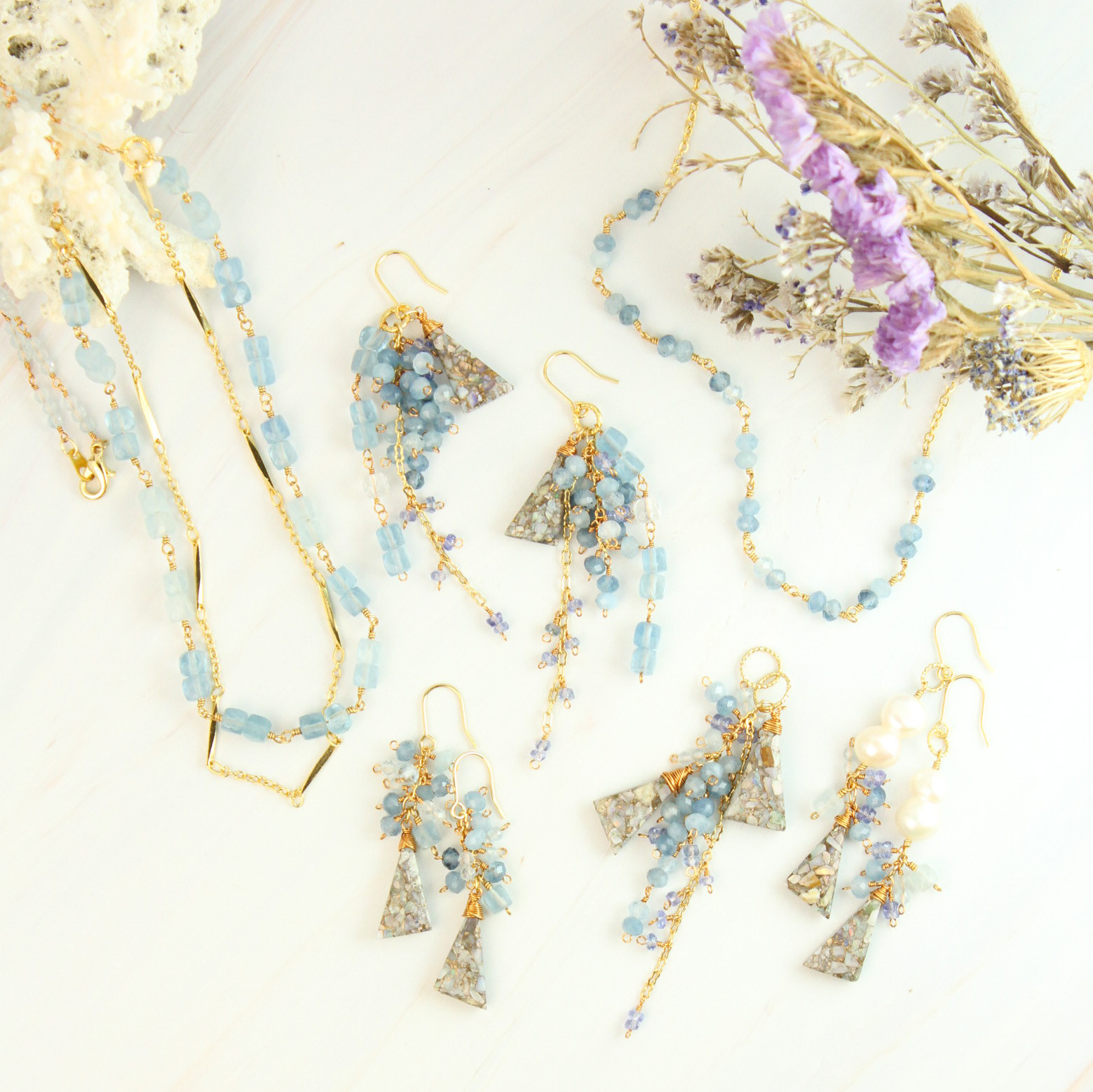 【３月誕生石】高品質 アクアマリン オパールコッパー　双子パール耳飾り