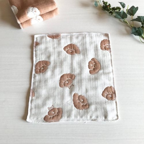 ふんわり6重織ガーゼのハンカチ＊トイプードル＊ブラウン ハンカチ
