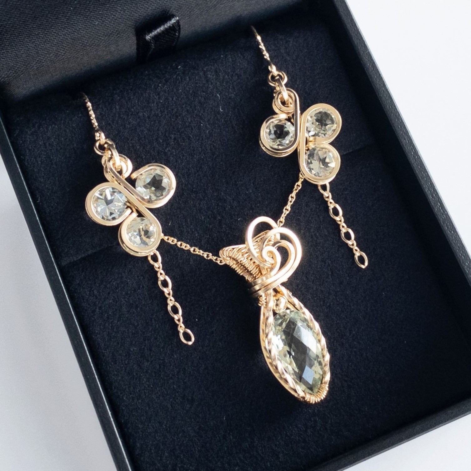 グリーンアメジスト 14kgf ピアス＆ペンダント セット（ジュエリーボックス付）