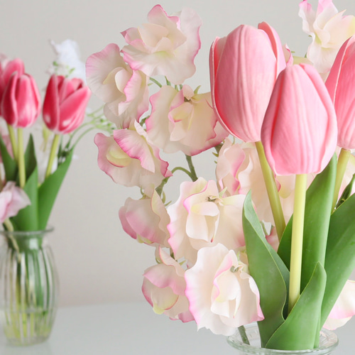 ラスト1点《ずっと咲いてる》ピンクチューリップとスイートピー（無料