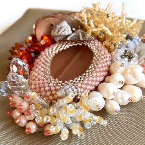 珊瑚礁Ⅰ】一点物 ビーズ刺繍バッグ 「廃漁網」を素材にした