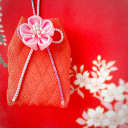（茜桜花菱）元巫女が作る花のお守り袋 1枚目の画像