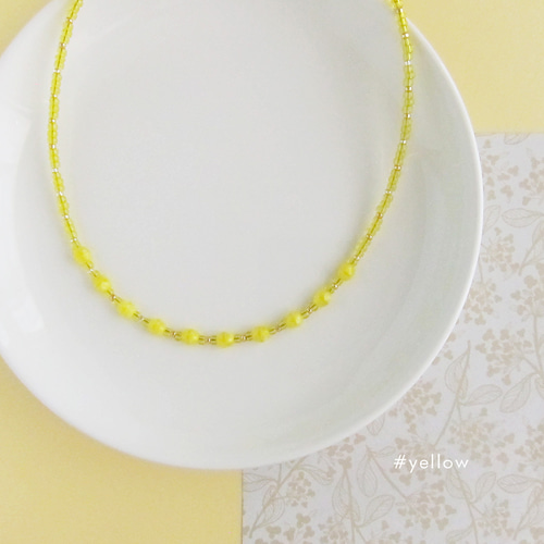 ルミナスイエロー ガラスビーズネックレス マーブル 黄色 イエロー