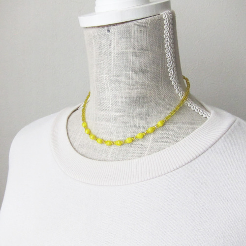 ルミナスイエロー ガラスビーズネックレス マーブル 黄色 イエロー