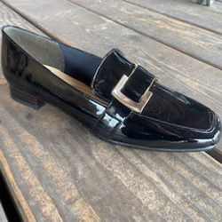 2025年新作人気ローファー 2枚目の画像