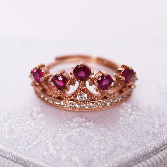 ルビー指輪、リング：クラウン、王冠：天然石：大人可愛い：シルバー