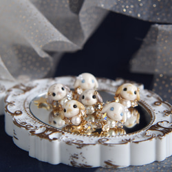 ฅ❤️レジン 白うさぎ 花 リボン ピアス イヤリング