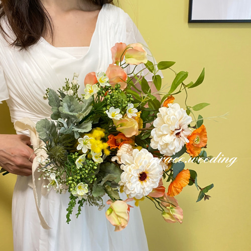 ミモザ・ユーカリ・スイートピー・ジニア オレンジ系カクテルドレス