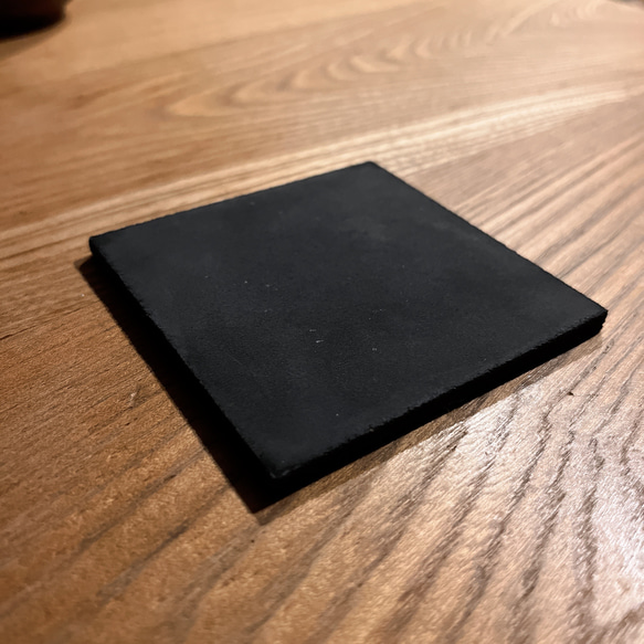 マットブラック　セメント製コースター 8cm角 3枚セット 3枚目の画像