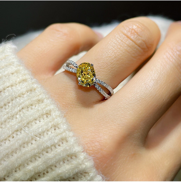 オーバル 斜め ミニ イエロー 炭素ダイヤモンド キラキラ ゴージャス ラグジュアリー リング 黄色 指輪 シンプル 9枚目の画像