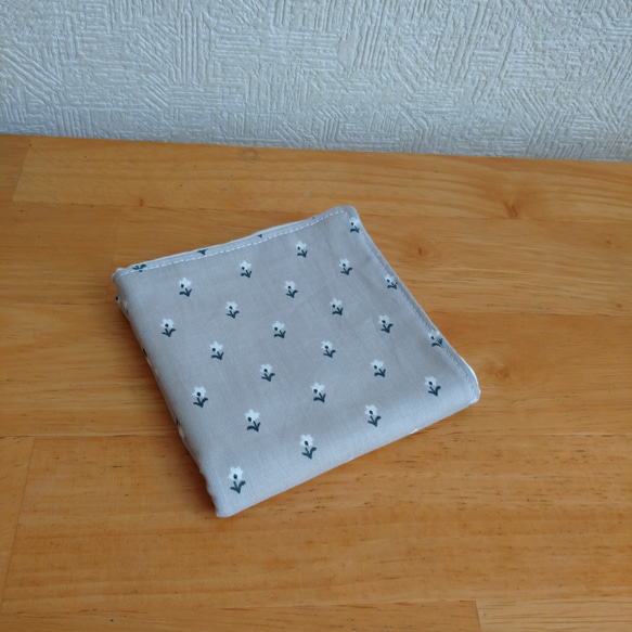 RiN★さま専用 ガーゼハンカチ ハンドメイド ガーゼ ハンカチ ハンカチ・手ぬぐい norin-rin 通販 15411375｜Creema