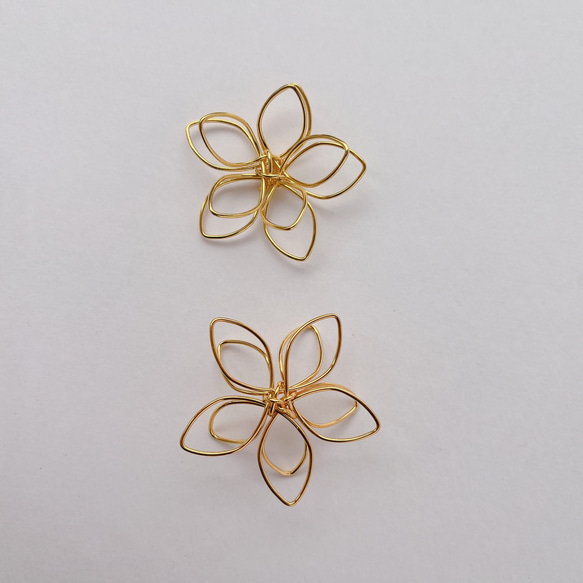 【２個】フラワーワイヤー　パーツ　DIY アクセサリー　手芸　素材　ピアス　イヤーカフ　イヤリング 2枚目の画像