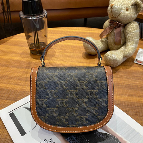 celine 風ハンドバッグ ハンドバッグ CHHY 通販 15411628｜Creema
