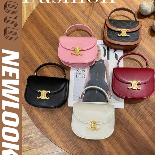 celine 風ハンドバッグ ハンドバッグ CHHY 通販 15411628｜Creema  