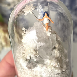水晶谷の妖精（その8）　妖精標本商会　妖精アクセサリー　妖精　置物　LEDライト　妖精・フェアリー　小瓶の妖精　置き物 5枚目の画像