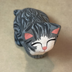 陶器で作った「グレー系のキジ猫ちゃん」 7枚目の画像