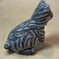 陶器で作った「グレー系のキジ猫ちゃん」 6枚目の画像