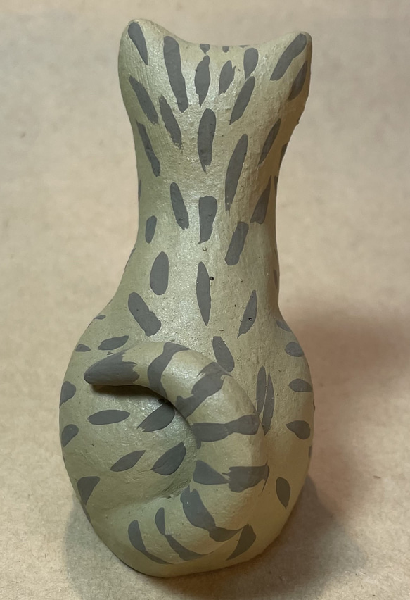 陶器で作った「キジ猫ちゃん　ミニ」 5枚目の画像