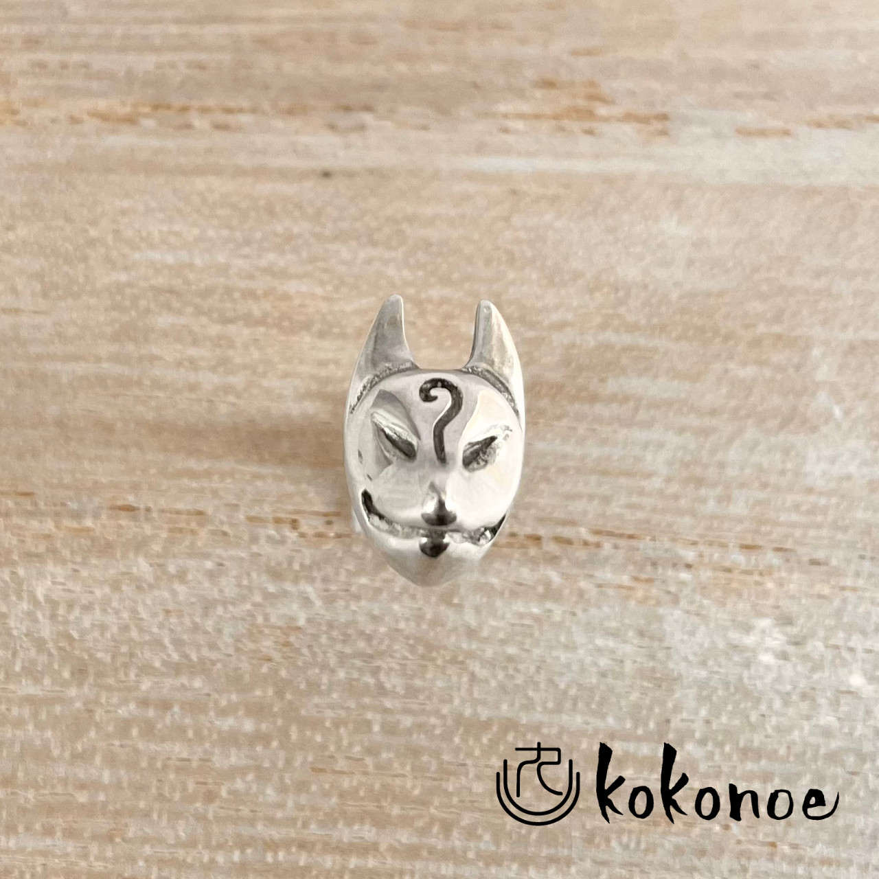 狐面ピアス【silver925】