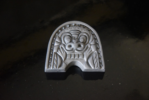 ペーパーウェイト　古代鬼面　又型 1枚目の画像