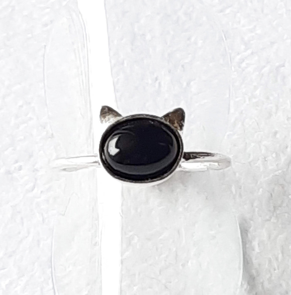 【限定プライスダウン】黒猫ちゃんのリング　ブラックオニキス　シルバー925　猫のアクセサリー　天然石 　 2枚目の画像