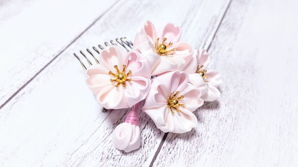 桜 つまみ細工の髪飾り ヘアコーム【ピンク】 2枚目の画像