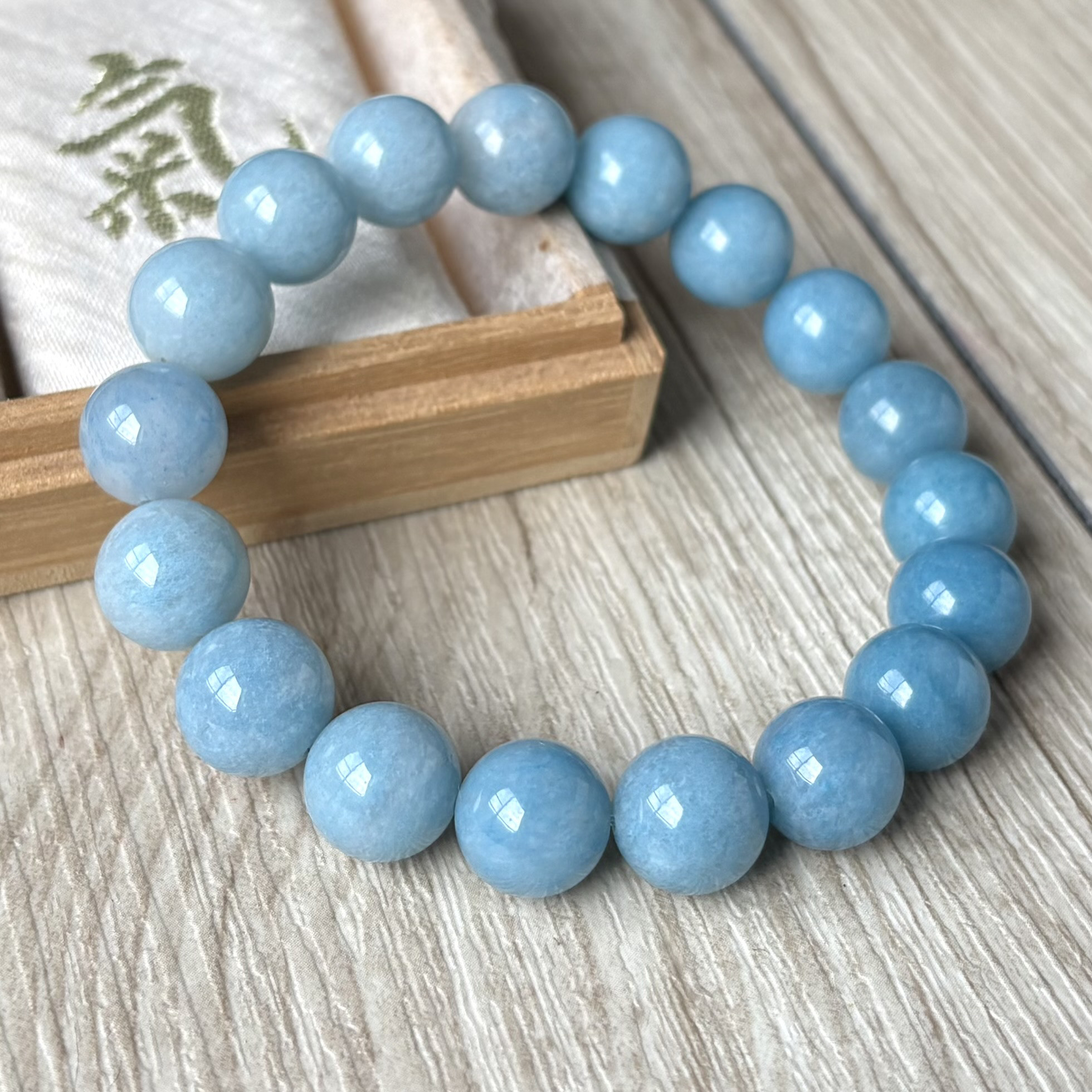 妖精の石で心身のバランスを整える/トロレアイト/パワー 天然石ブレスレット ストーンブレスレット