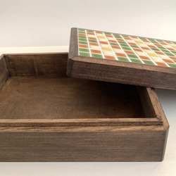モザイクタイルの木箱 3枚目の画像