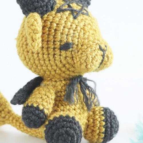 あみあみモンちゃん：あみぐるみのモンスターくん（スモーキーイエロー