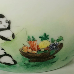たっぷり入るスープカップ・エナメル絵付けのウサギとパンダと蛙と・・ 7枚目の画像