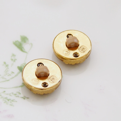 2個セット】ヴィンテージ ベージュ＆ゴールド ボタン 16mm / BT0638B 