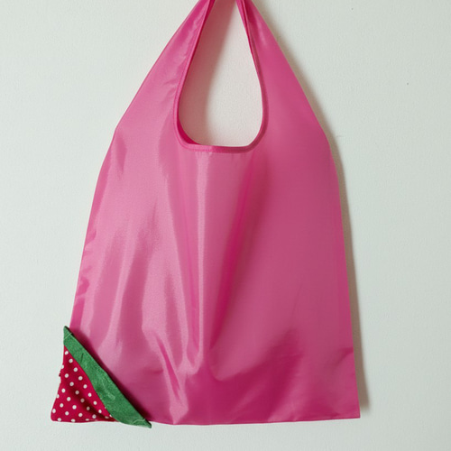 いちごのエコバッグ 折りたたみバック 買い物袋 マイバック 袋とバック