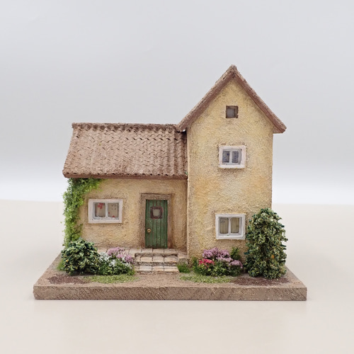 小さいお家 春色のフランス田舎の家（イエロー） -Small (1/75