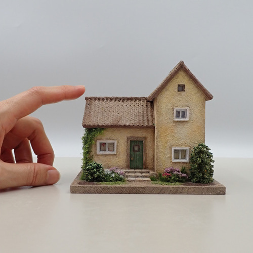 ゴーハウス★GAULT HOUSE お花の装飾が可愛いフランスの家 ゴーハウス☆GAULT HOUSE お花の装飾が可愛いフランスの家 楽天
