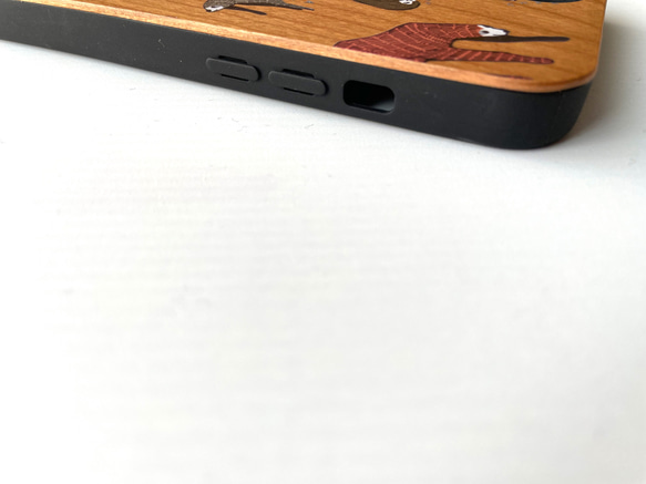 ナマケモノくんの木製スマホケース【iPhone・Xperia・HUAWEI対応】 5枚目の画像