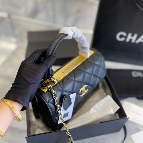 【おしゃれな素材感♪】CHANEL ショルダーバッグ シャネル エナメル ココマーク チェーン ショルダーバッグ