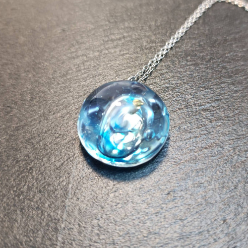 泡ネックレス 個性的 一点物 ネックレス・ペンダント 花さそう  