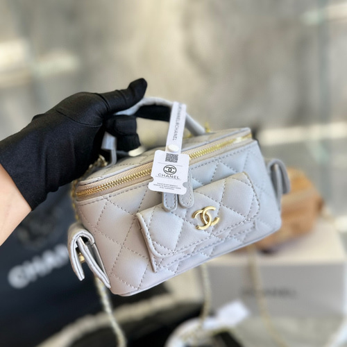 【コンパクトなbox型で可愛い♡】CHANEL ショルダーバッグ 高級感 Chanel 流行りショルダーバッグ 綺麗 箱型 3色 女性愛用