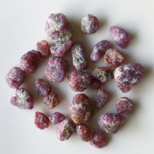 ルビー　綱玉　結晶　原石　パキスタン産 ルビー 綱玉 結晶 原石 パキスタン産 - コレクションファッション