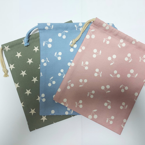 サクランボ柄　お弁当袋　コップ入れ　ハンドメイド さくらんぼ 弁当袋 のおすすめ人気通販｜Creema(クリーマ) 国内最大の