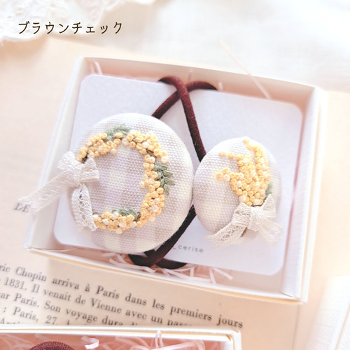 親子お揃い】刺繍アクセサリー&ヘアゴム『ミモザ』 ブローチ amyu 通販