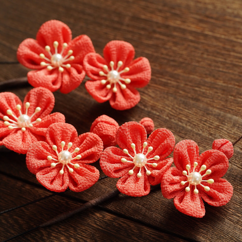 つまみ細工　髪飾り　✴︎結花✴︎紅・グリーン・マスタード　No.378再販2 四季花 紅葉つまみ細工髪飾り・レースつまみ細工 - つまみ細工