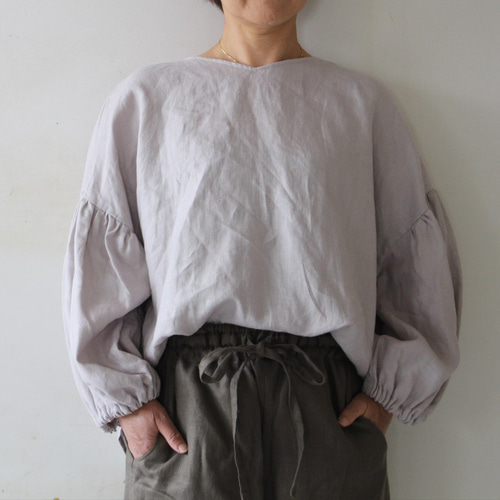 V襟パフスリーブブラウス/フレンチリネン【受注生産品】 ブラウス
